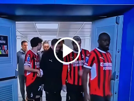 El reclamo en el Milan tras el penal fallado por Santi Giménez