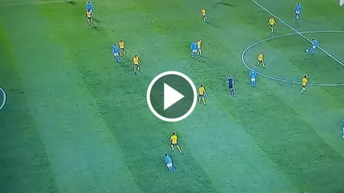 Un fuera de juego le negó a Ignacio Rivero poder abrir el marcador.