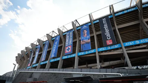 Grupo Ollamani desmintió demoras en las obras del Estadio Azteca.