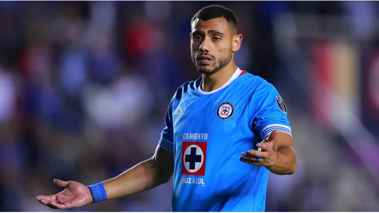 ¿Cuánto dinero ingresaría Cruz Azul por Giorgos Giakoumakis?