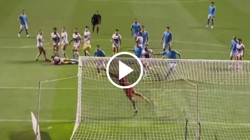 El golazo de Andrés Montaño para Cruz Azul ante Pumas.