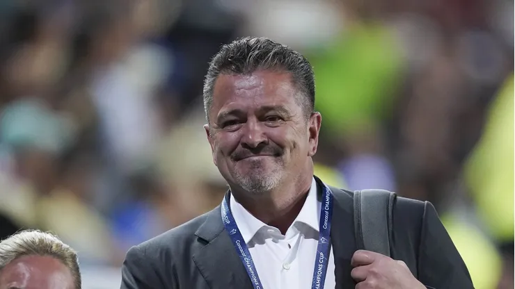 El ex futbolista cementero y ahora comentarista también ponderó la figura de Rodolfo Rotondi, de quien dijo que era el mejor de todos.