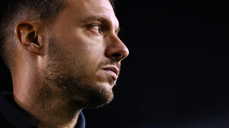 Martín Anselmi, DT de Porto, pidió disculpas tras la goleada.