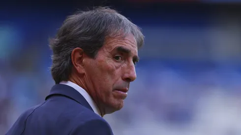 Guillermo Almada podría alejarse de Cruz Azul por este motivo.