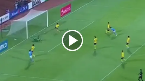 El Cuate Sepúlveda abrió el marcador para Cruz Azul.