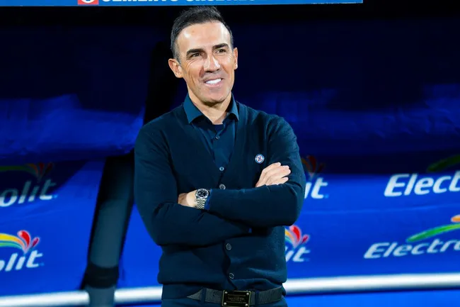 El premio de Vicente Sánchez para Cruz Azul tras la victoria ante América (Imago 7)