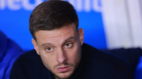 MEXICO CITY, MEXICO - NOVEMBER 30: Martin Anselmi coach of Cruz Azul looks on during the quarterfinals second leg match between Cruz Azul and Tijuana as part of the Torneo Apertura 2024 Liga MX at Estadio Ciudad de los Deportes on November 30, 2024 in Mexico City, Mexico. (Photo by Hector Vivas/Getty Images)