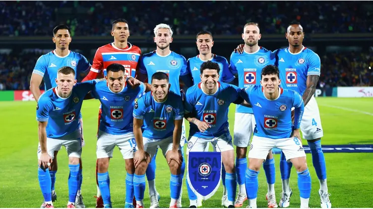 Cruz Azul enfrenta al América por la Liga MX.
