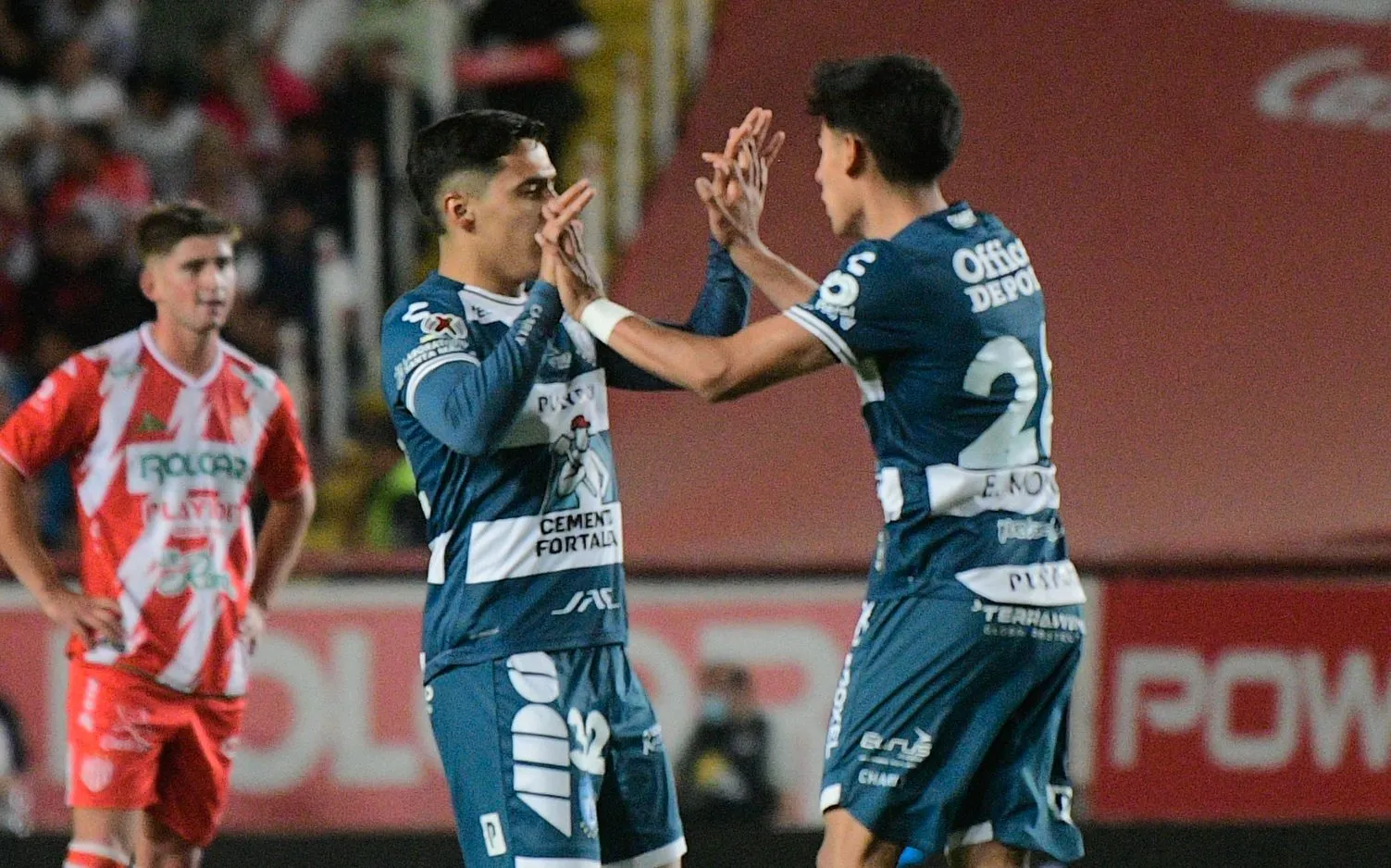 Elías Montiel, en festejo de gol. (Imago 7)