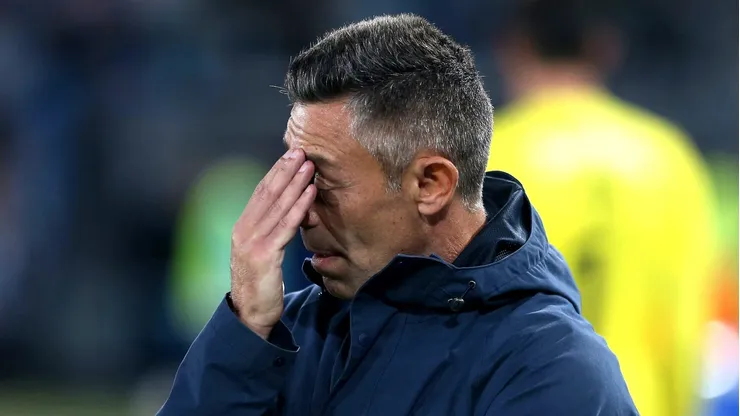 Pedro Caixinha llegó al Peixe en diciembre del 2024, y tras poco más de cuatro meses en el cargo firmó su salida del equipo.