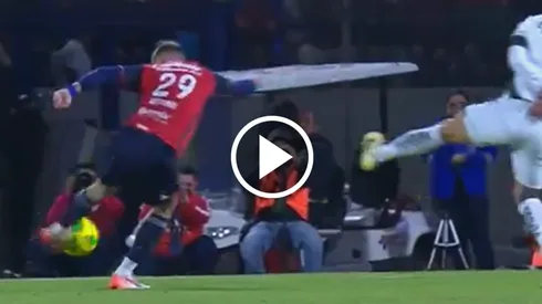 El futbolista argentino iba a protagonizar uno de los mejores goles de su carrera pero se topó con Óscar Giménez.