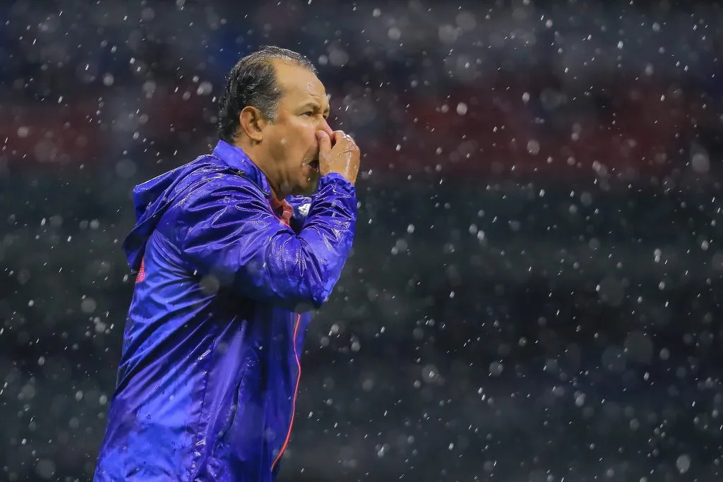 Juan Reynoso fue entrenador de Cruz Azul Hidalgo en 2013, y dirigió al primer equipo de La Máquina de 2021 a 2022 (Getty Images)