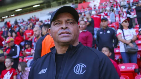 Carlos María Morales compartió vestidor con Vicente Sánchez en Toluca.