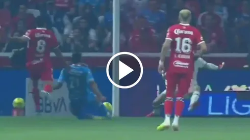 El Toro Fernández abrió el marcador ante Toluca tras un centro de Rotondi.