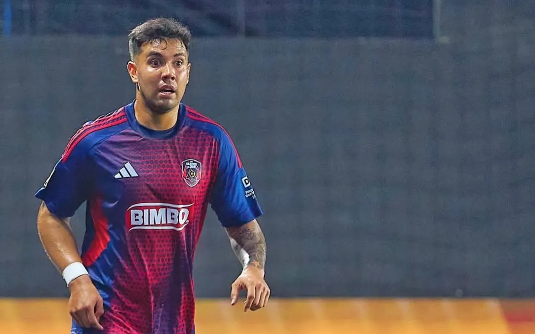 Diego Franco, ex Cruz Azul, con los Galácticos del Caribe. (@diegofranco92)