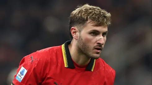 Santi Giménez tendría su futuro listo.