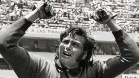 Los cementeros hicieron honor a una de sus principales leyendas y mejor portero de la historia en la institución.