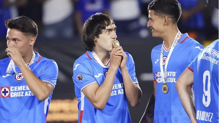 Shaggy Martínez quedó campeón con Cruz Azul de la novena Liga MX.
