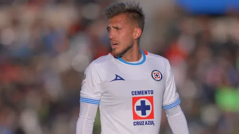 El defensor argentino ha quedado al margen contra los Universitarios.