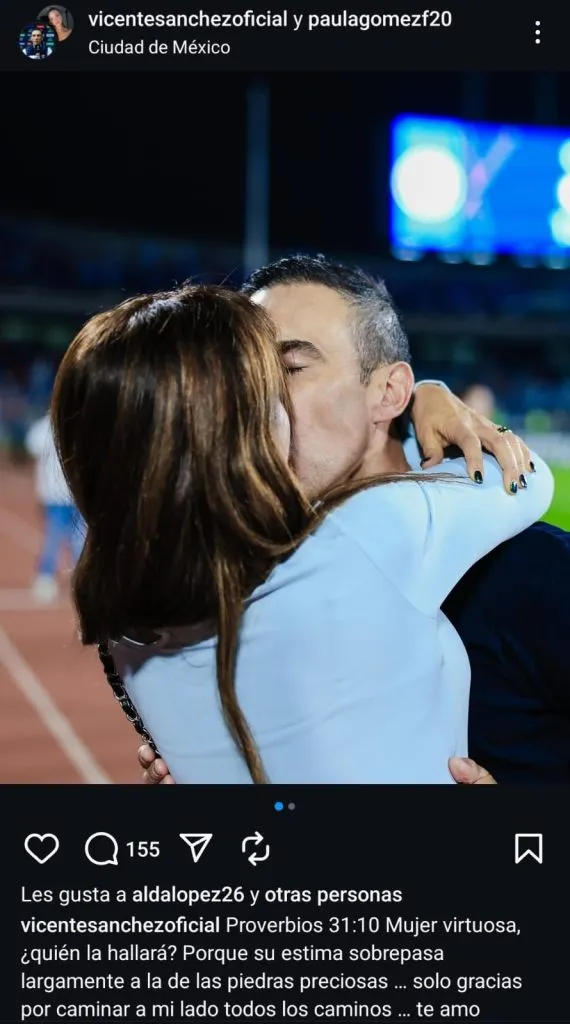 Vicente Sánchez y la publicación dedicada a su esposa. (@vicentesanchezoficial)