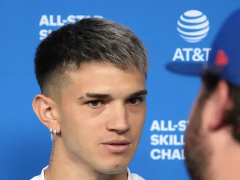 Afición no aguanta y da la bienvenida a Luca Orellano