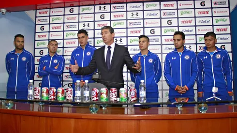Yayo de la Torre le dio aviso que Cruz Azul le había cerrado las puertas.
