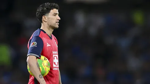 El futbolista uruguayo partiría de titular en el inicio de la Liguilla debido a las varias bajas que presentan los cementeros.