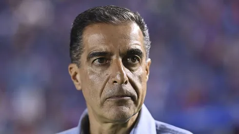 El entrenador argentino es señalado incluso hasta por sus propios colegas de profesión.