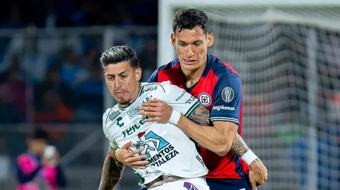 Cruz Azul y León chocan por los cuartos de final de la Liga MX.