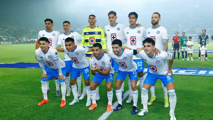 Un titular de Cruz Azul ante León fue el foco de las críticas de la afición.