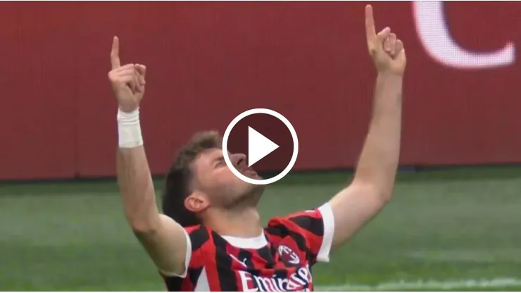 Santi Giménez lideró la remontada del Milan por la Serie A.