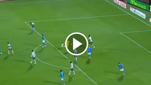 El guardameta del Club León fue la figura de los suyos después de una asistencia al alcance de pocos goleros en el mundo.