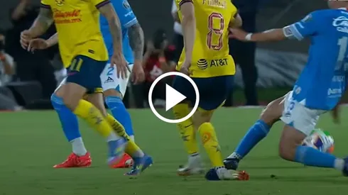 Así fue la jugada que terminó en la roja a Nacho.