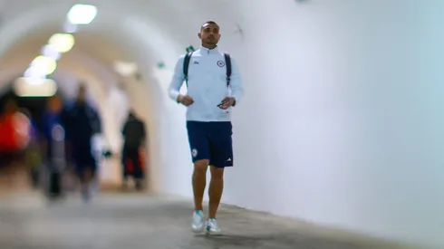 El delantero griego ya tendría ofertas de la MLS y el cuadro cementero no se cerraría a una venta.