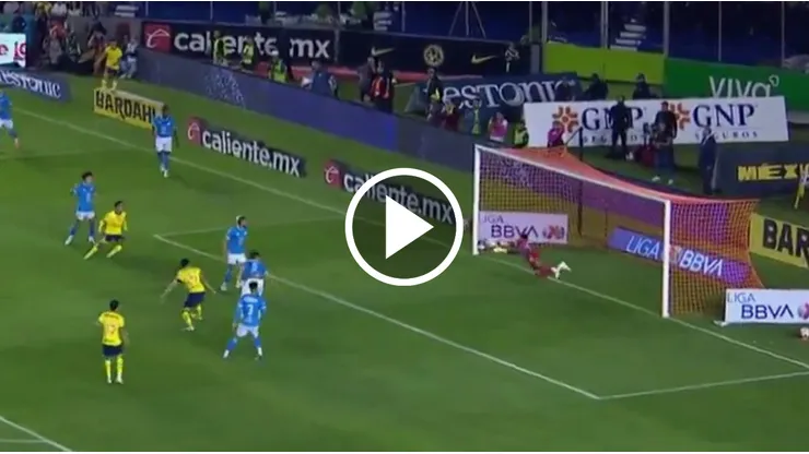 El portero colombiano brilló ante Henry Martín.