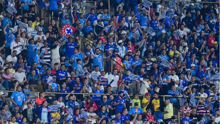 Los fanáticos también señalaron a Vicente Sánchez como uno de los responsables de la caída contra el América.