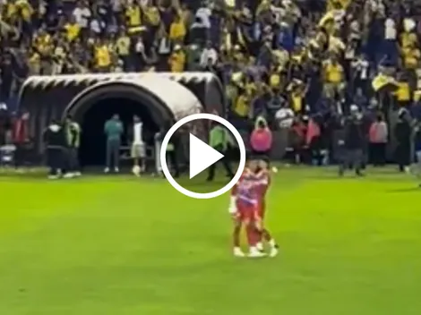 Duele: el consuelo de Gudiño a Kevin Mier tras el silbatazo final