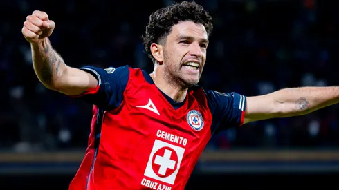 El capitán y un bonito mensaje en un día más que especial.