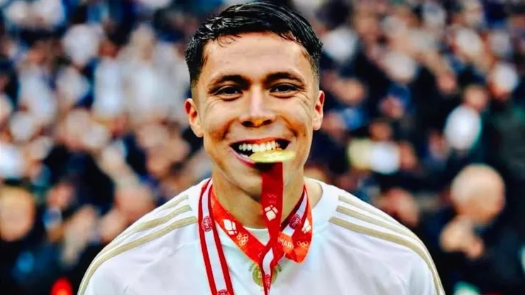 El canterano cementero ganó su primer título en Europa.