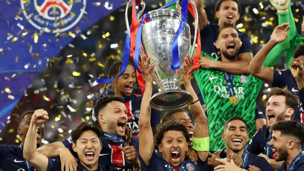 Cruz Azul podría enfrentarse al PSG si avanza en la Copa Intercontinental. (Getty Images)