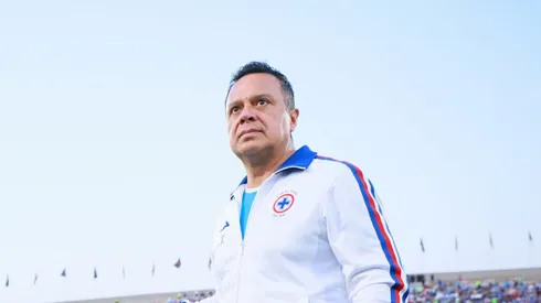 La afición de Cruz Azul le dejó un pedido al Ingeniero Velázquez.