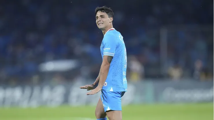 El futbolista argentino termina contrato en diciembre del 2026 y varios clubes argentinos están tras sus pasos.
