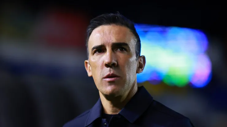 La salida de Vicente Sánchez de Cruz Azul sería inminente.