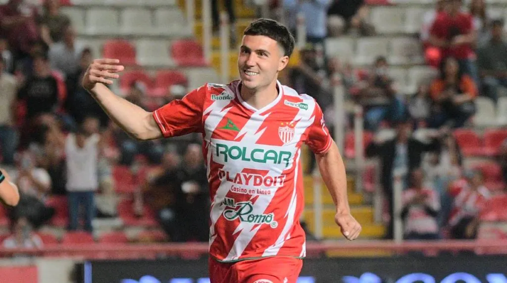 Los detalles de la oferta que Cruz Azul habría lanza por José Paradela