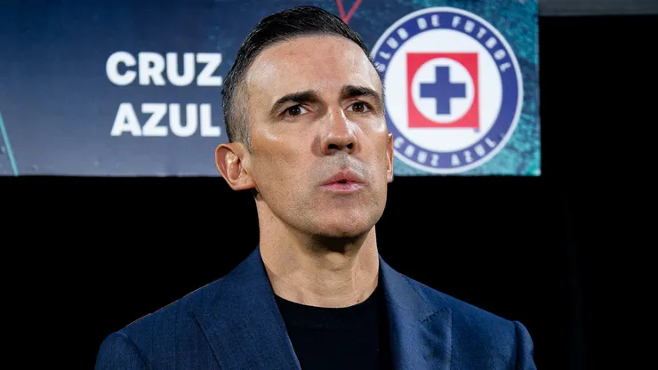El entrenador uruguayo destacó en sus redes sociales lo hecho durante su etapa en el banquillo de La Máquina.
