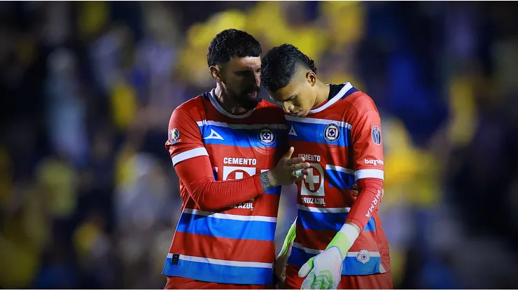 El sustituto de Kevin Mier ya está en Cruz Azul, según Adrián Esparza.