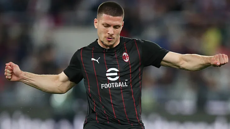 El serbio está en la mira del flamante campeón de la Europa League.