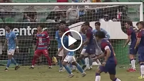 Codazo criminal en el Cruz Azul vs. Atlante.