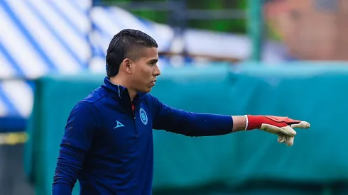 Kevin Mier se reincorporó a la pretemporada bajo las órdenes de Nicolás Larcamón.