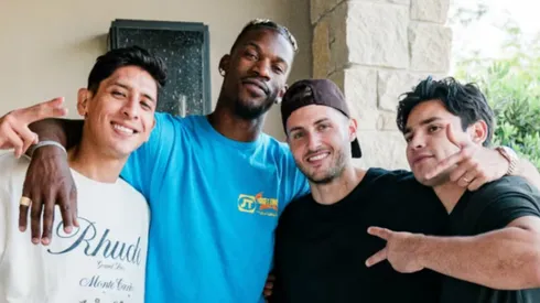 El canterano de Cruz Azul compartió un divertido momento con el escolta de los Golden State Warriors.